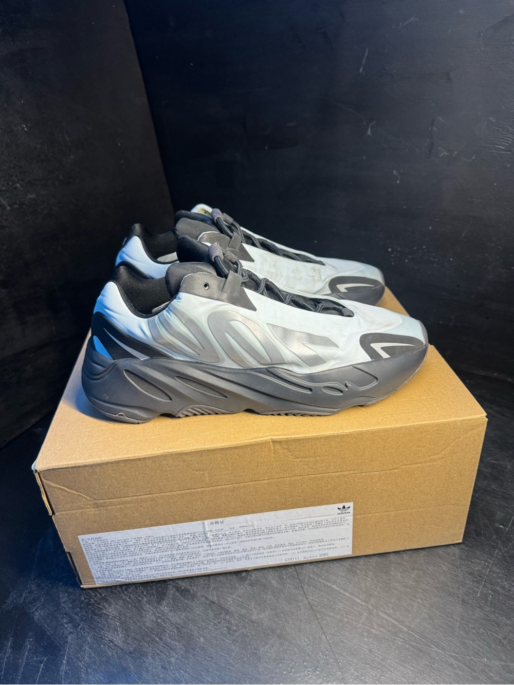 adidas Men's Low-Top Sneakers in Light Gray and Charcoal